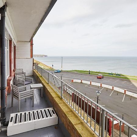 Host & Stay - 4 Metropole Towers Уитби Экстерьер фото